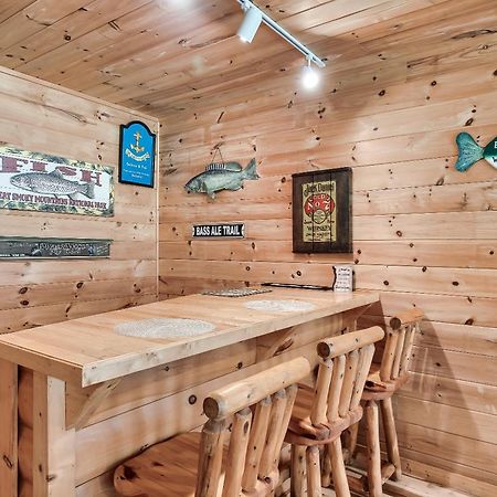 Вилла Spectacular Mtns Views With Private Hot Tub With Pool Table And Private Pond Севьервилл Экстерьер фото
