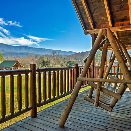Вилла Spectacular Mtns Views With Private Hot Tub With Pool Table And Private Pond Севьервилл Экстерьер фото